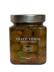 Olive verdi schiacciate condite